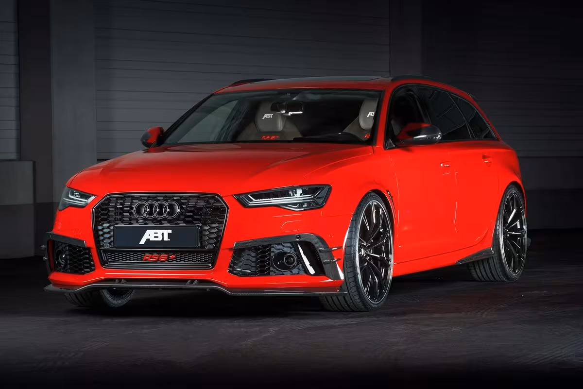 ABT: Rotes ABT Sportsline Audi RS6 Avant im Studio