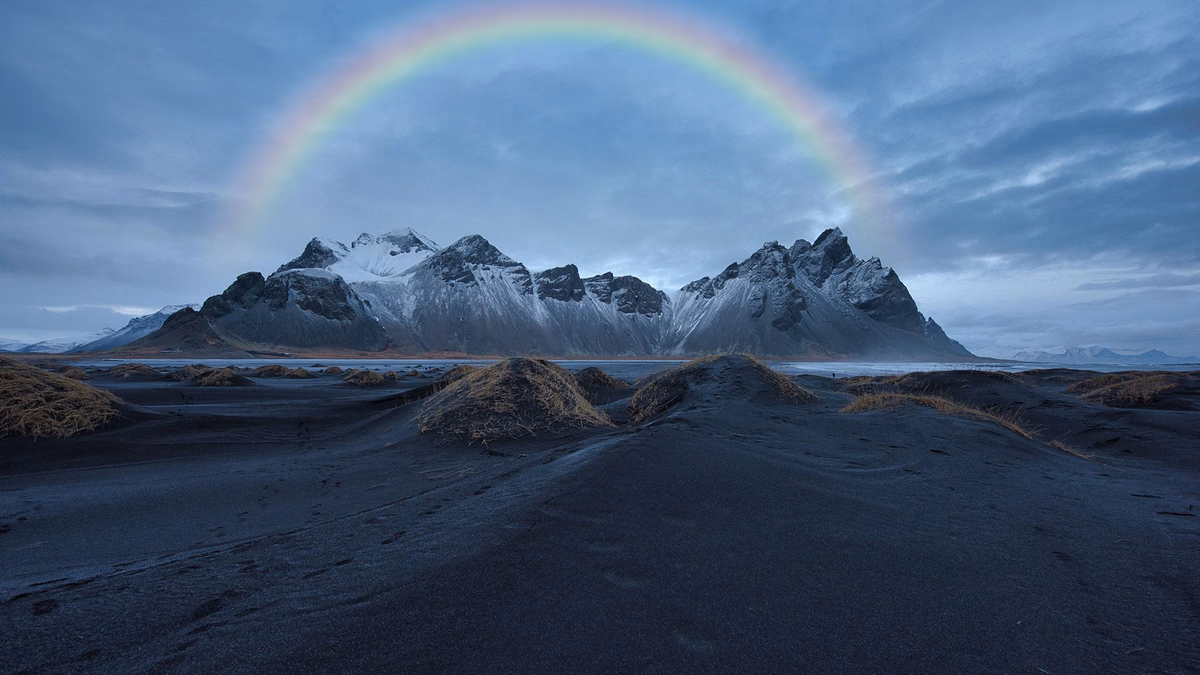 Rainbow Leaks before example